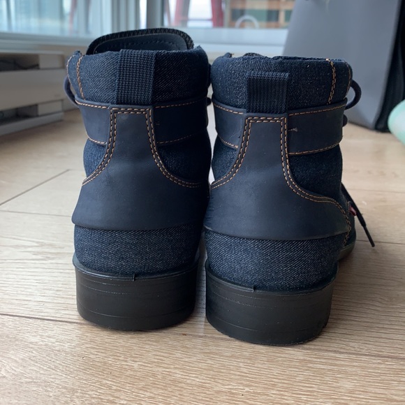 Levi’s Denim Solvano Boots - Picture 5 of 7